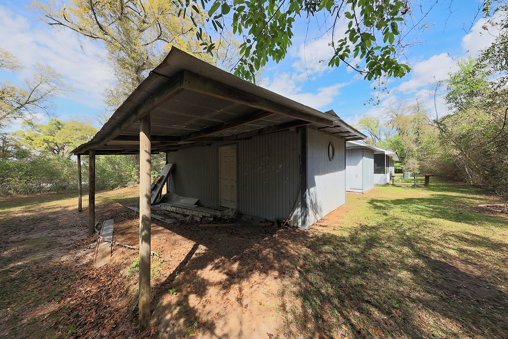 2175 John Thursby Rd