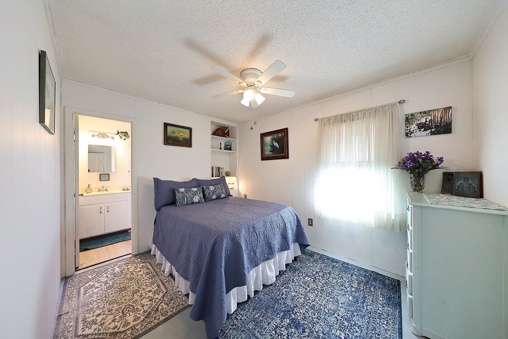 2175 John Thursby Rd