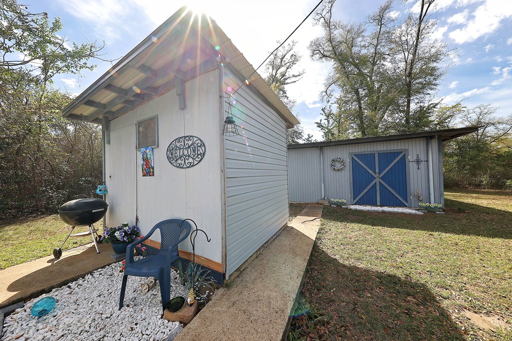 2175 John Thursby Rd