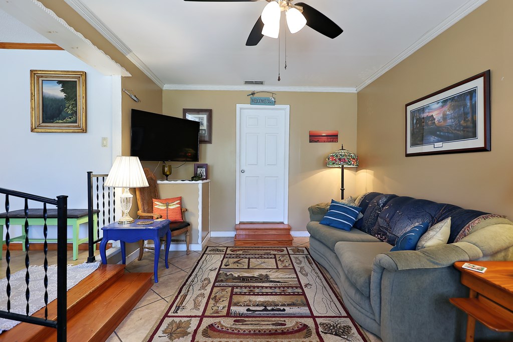 2175 John Thursby Rd