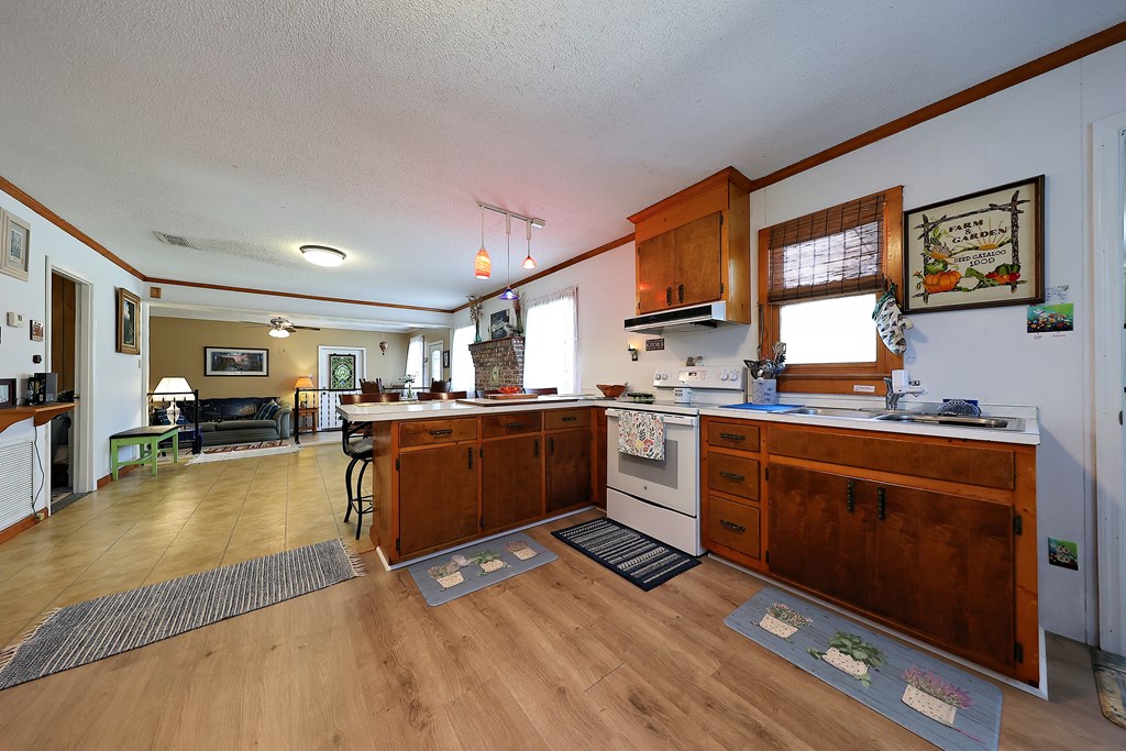 2175 John Thursby Rd