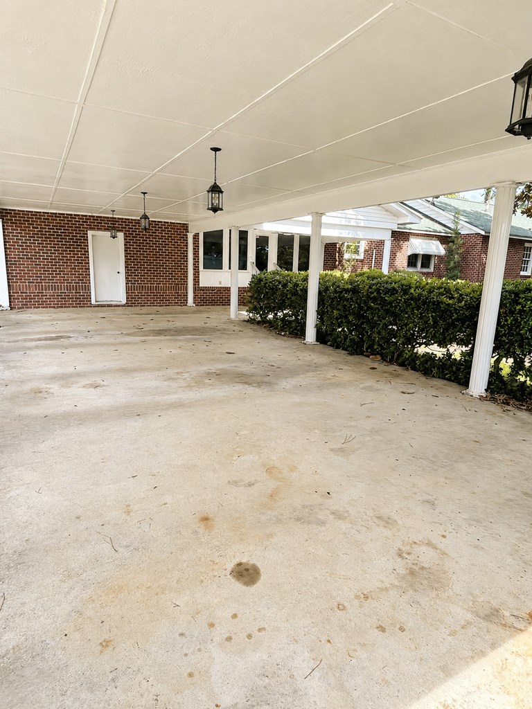 8667 Joe Bryan St