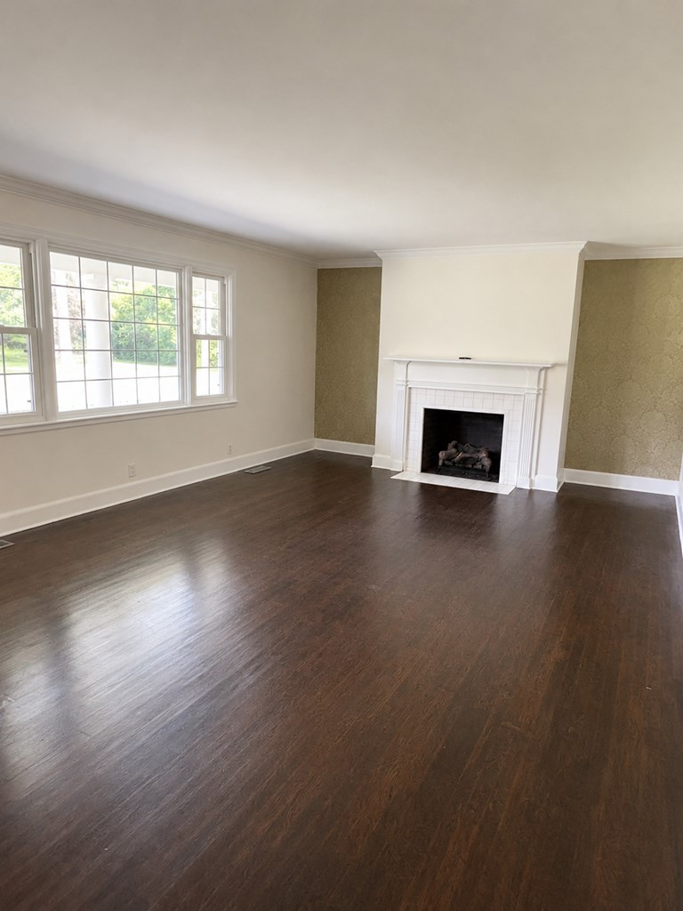 8667 Joe Bryan St
