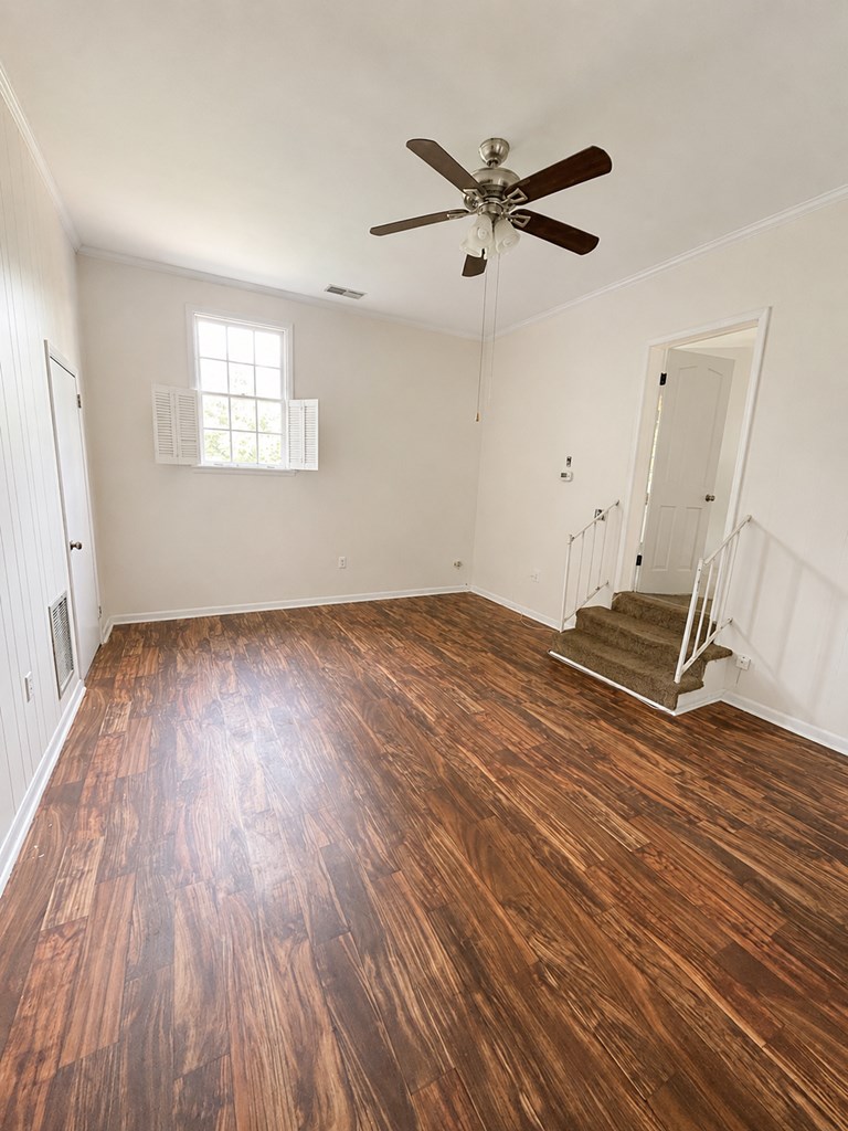 8667 Joe Bryan St