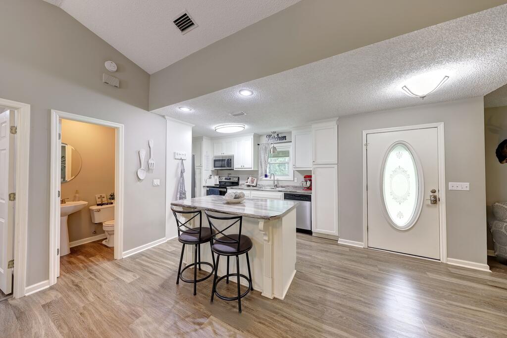 191 Riverchase Drive