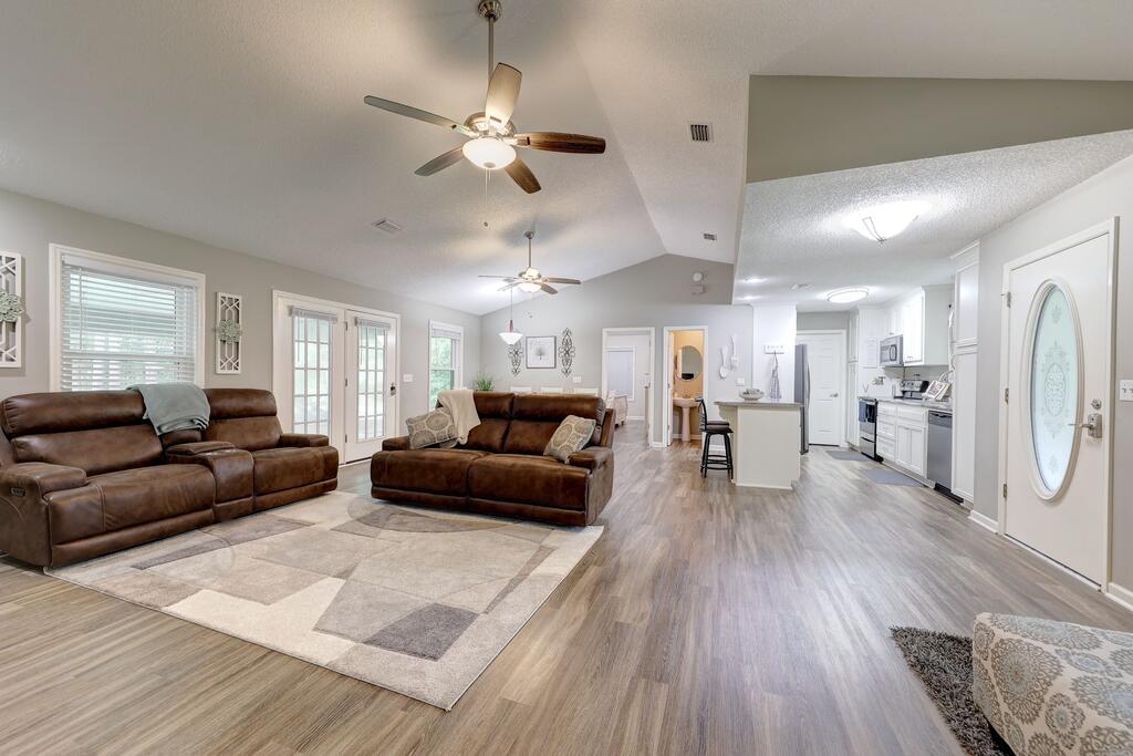 191 Riverchase Drive