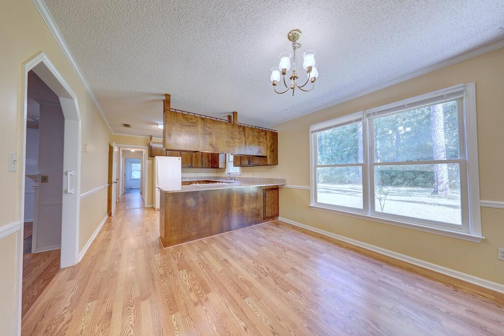 1105 Quail Run
