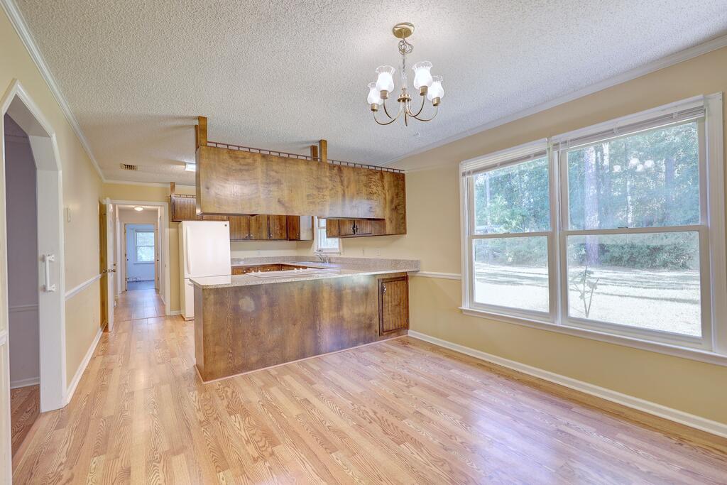 1105 Quail Run