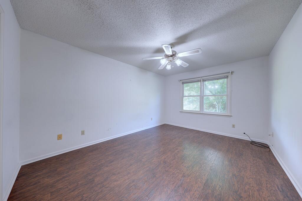 1105 Quail Run