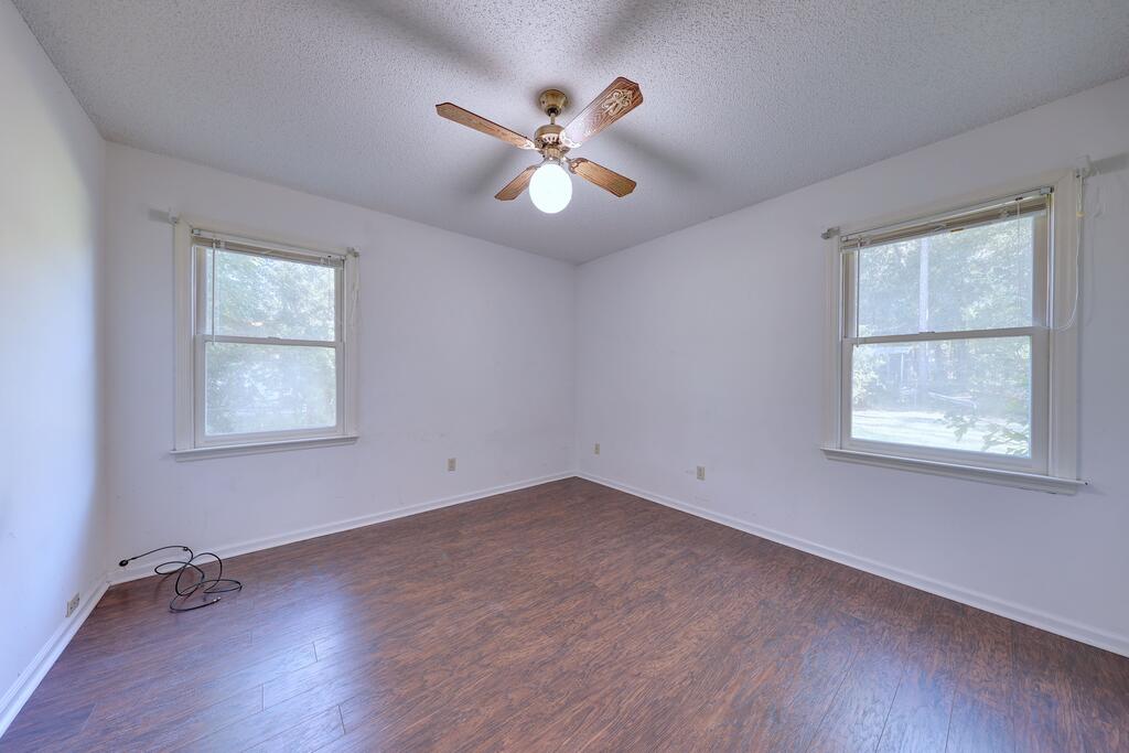 1105 Quail Run