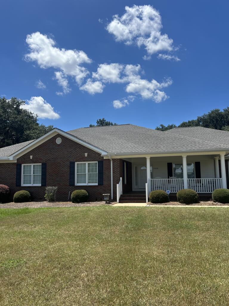 2438 Oakhaven Dr