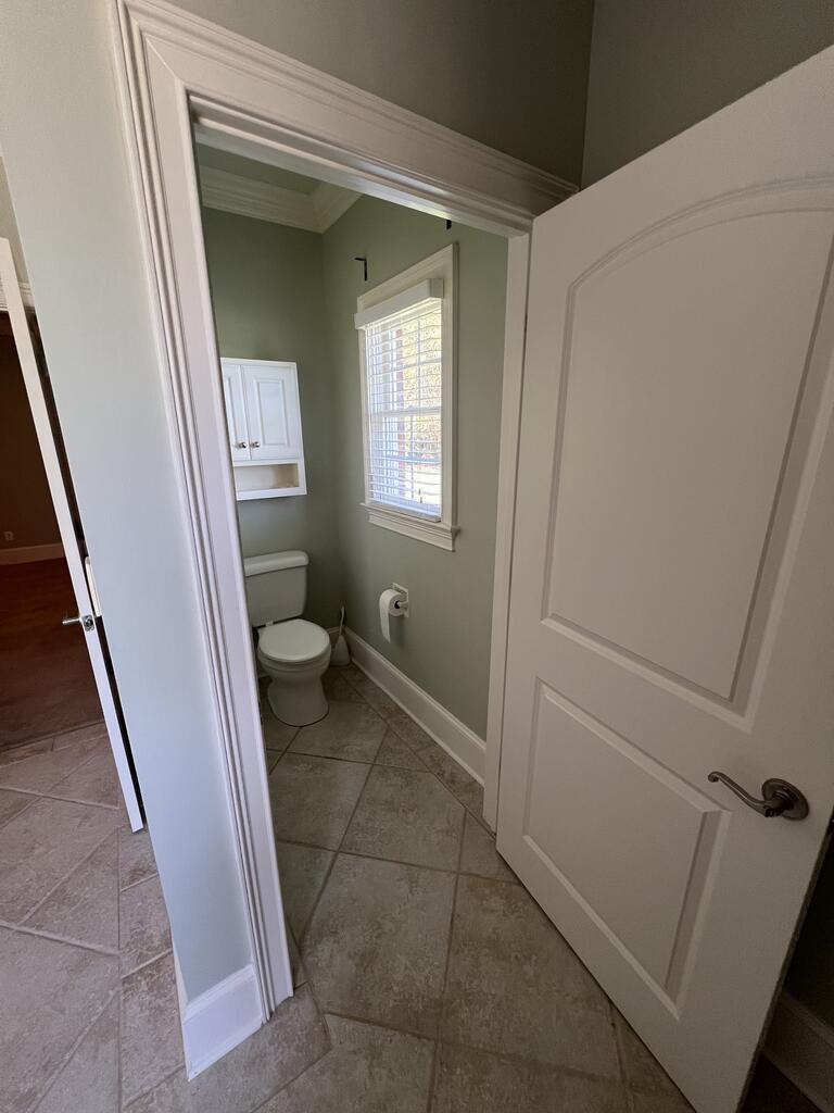 2438 Oakhaven Dr