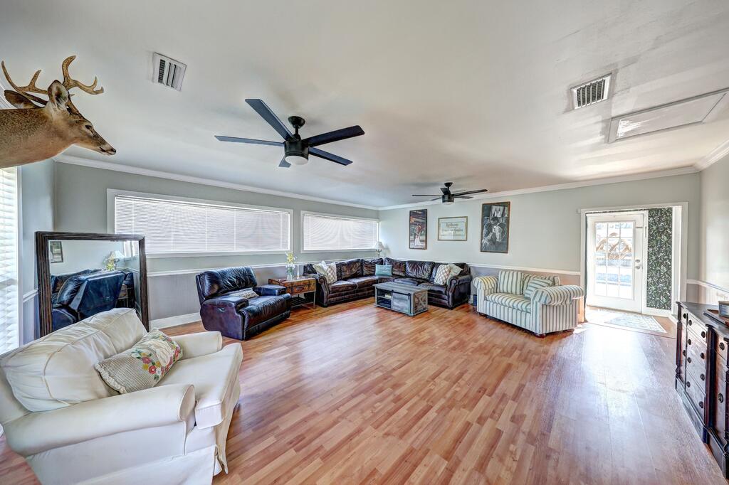 1101 Morningside Dr