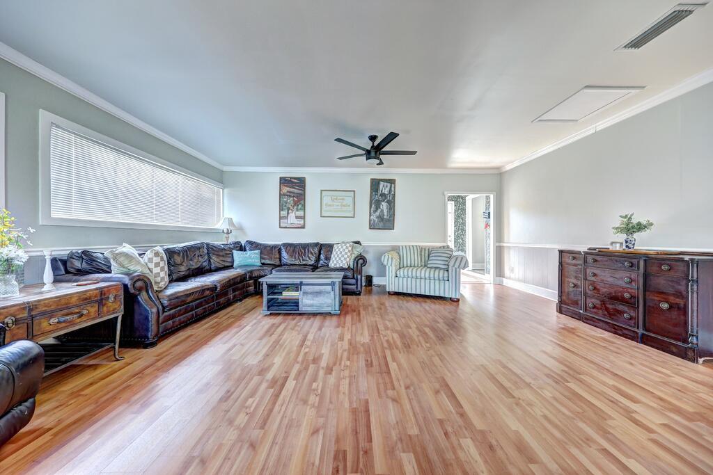 1101 Morningside Dr