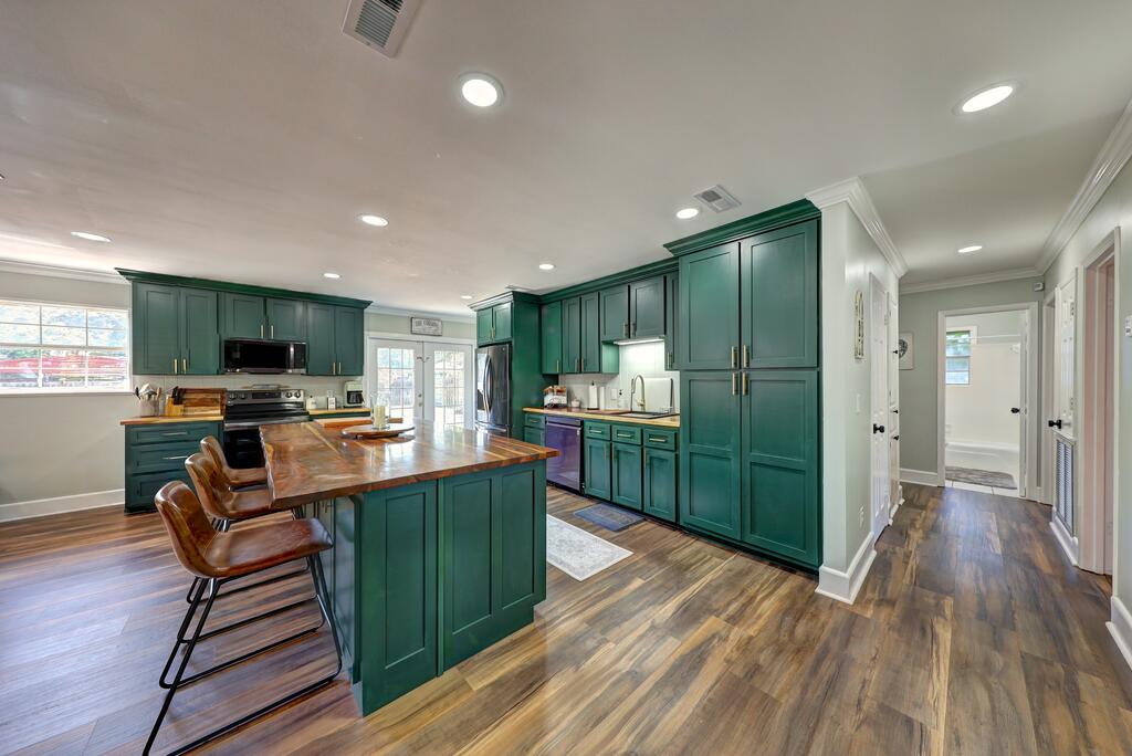 1101 Morningside Dr