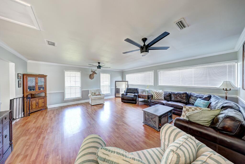 1101 Morningside Dr