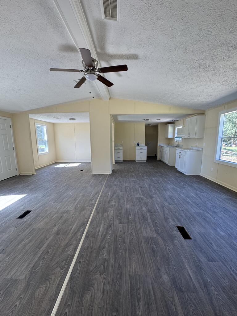 140 Faye Dr