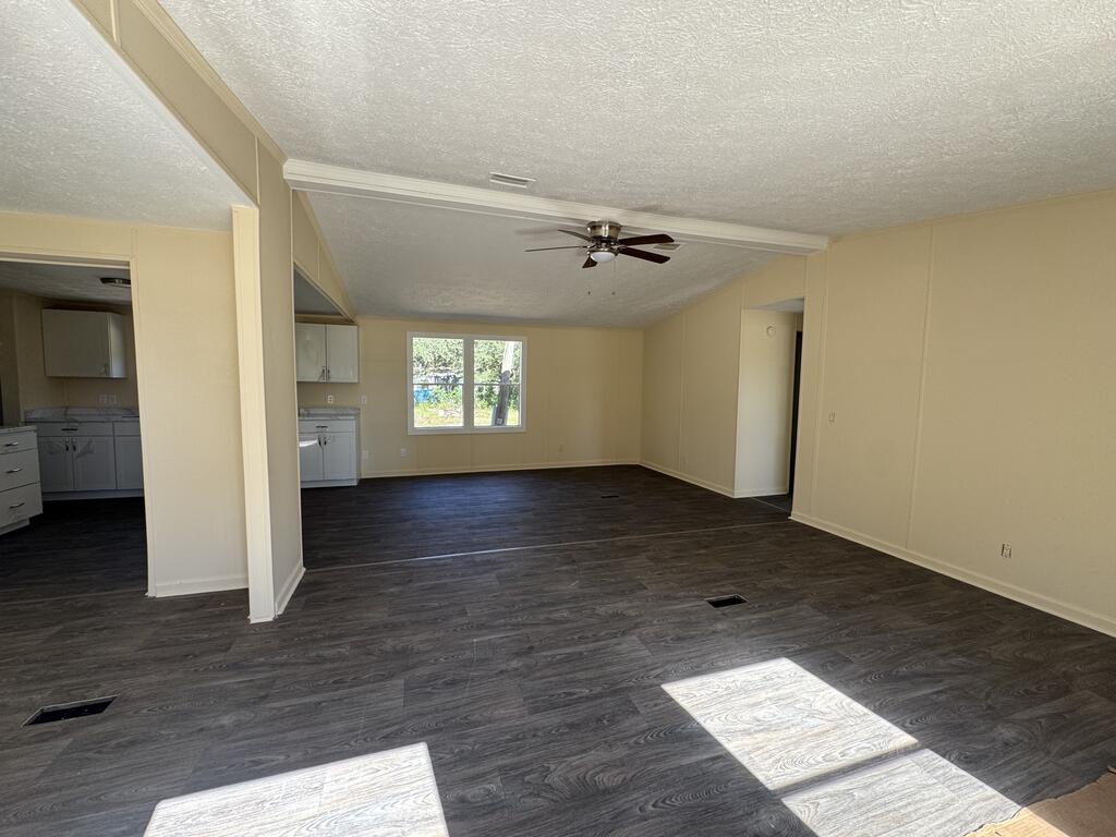 140 Faye Dr