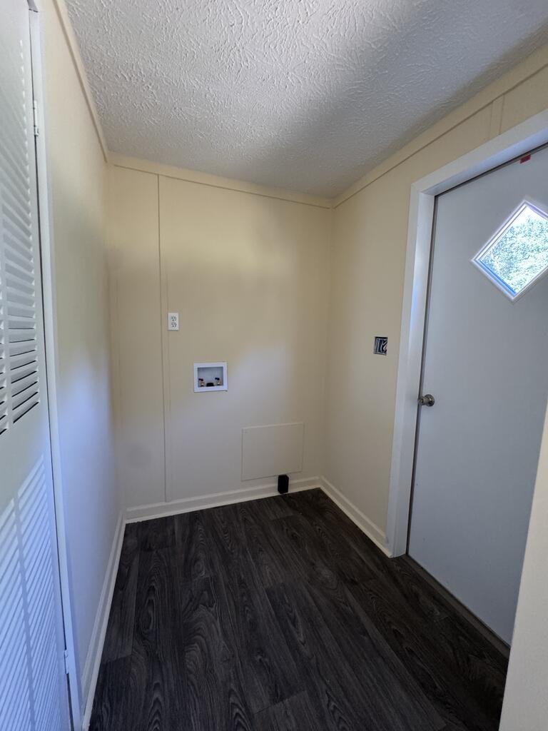140 Faye Dr