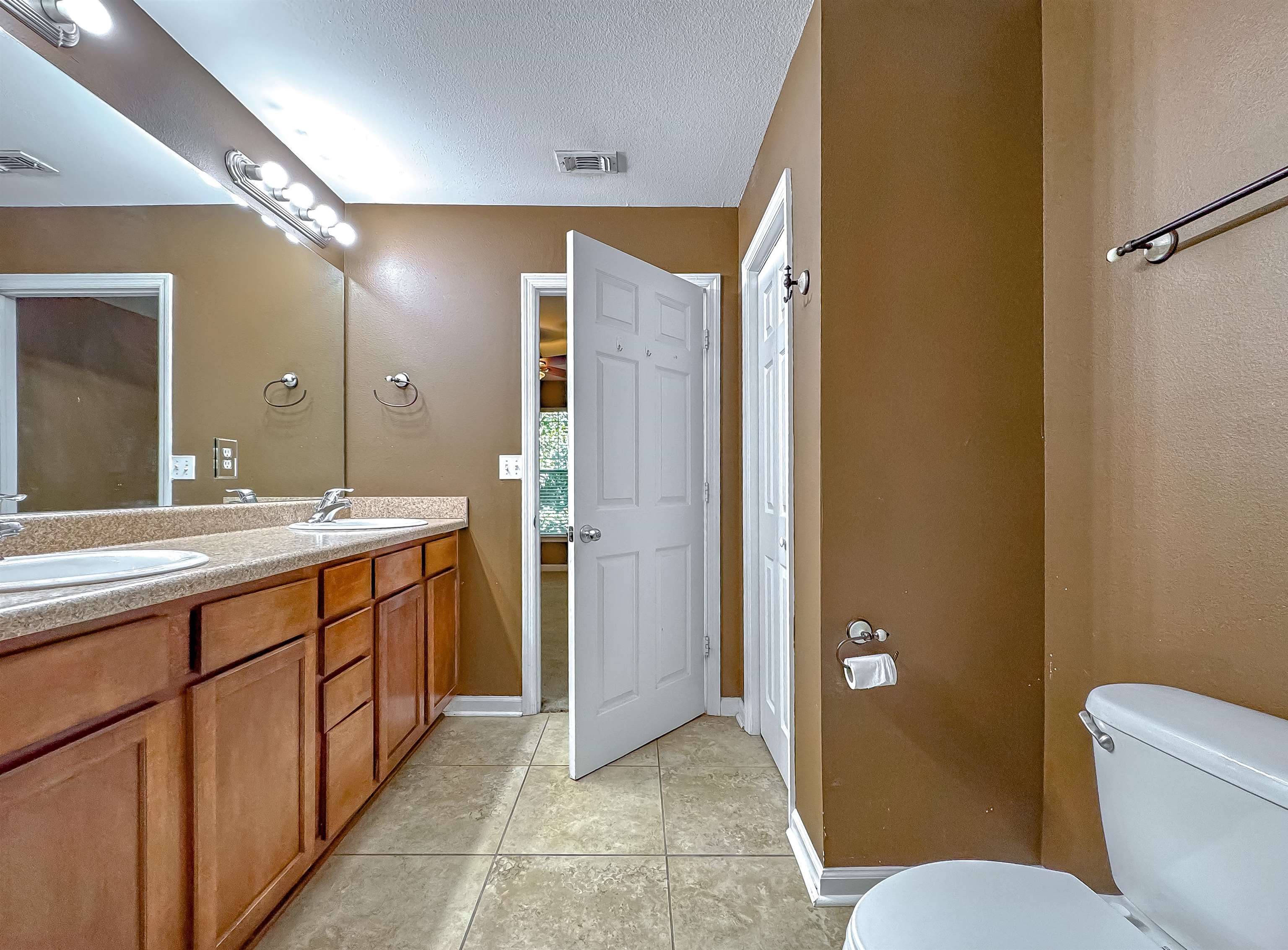 2400 Fred Smith Road Unit: 304