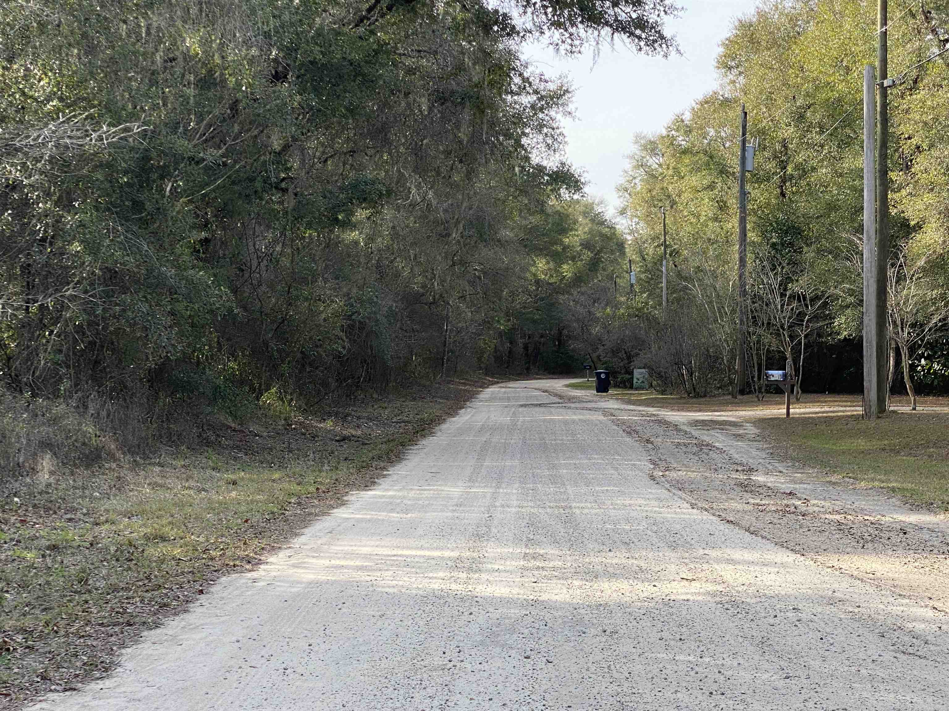 PARRAMORE SHORES Road