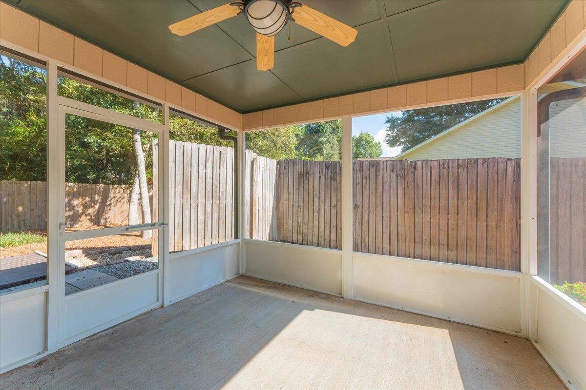 318 GAWAIN Lane