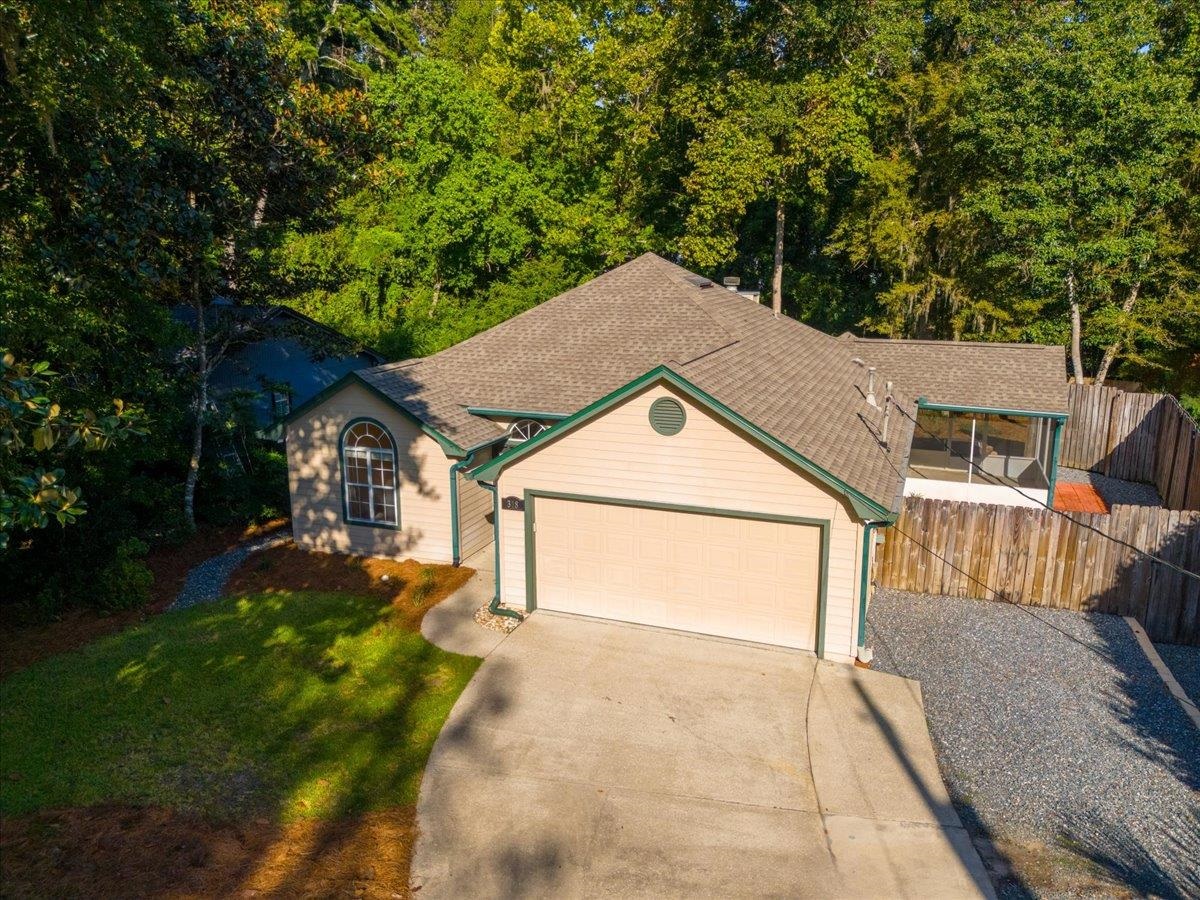 318 GAWAIN Lane