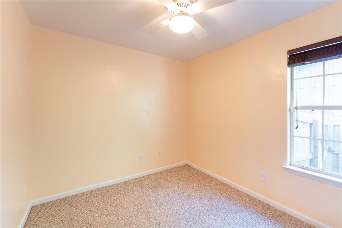 318 GAWAIN Lane