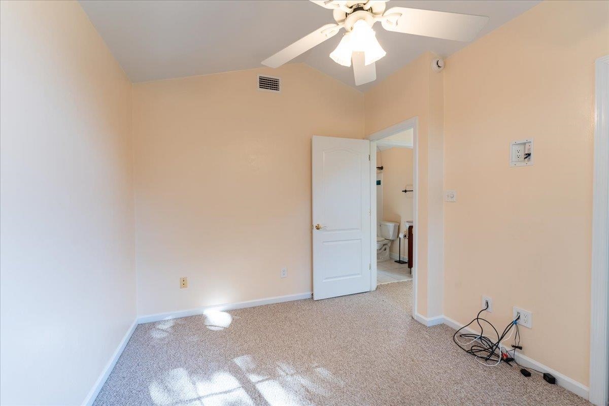318 GAWAIN Lane
