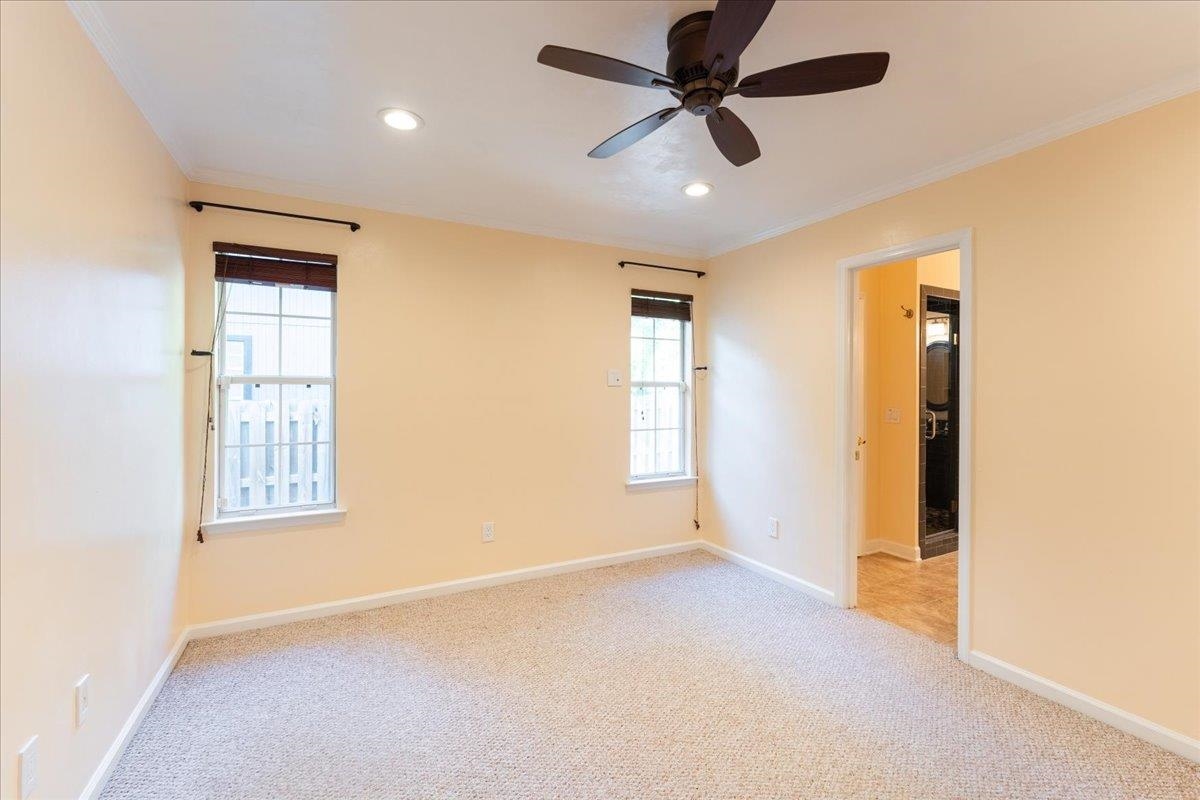 318 GAWAIN Lane