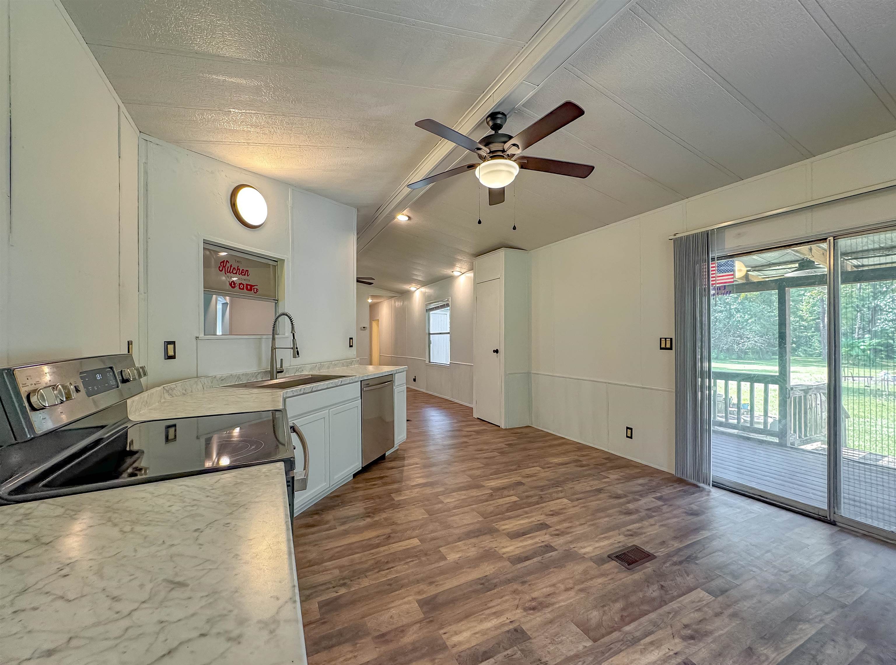 476 Jim Taylor Road
