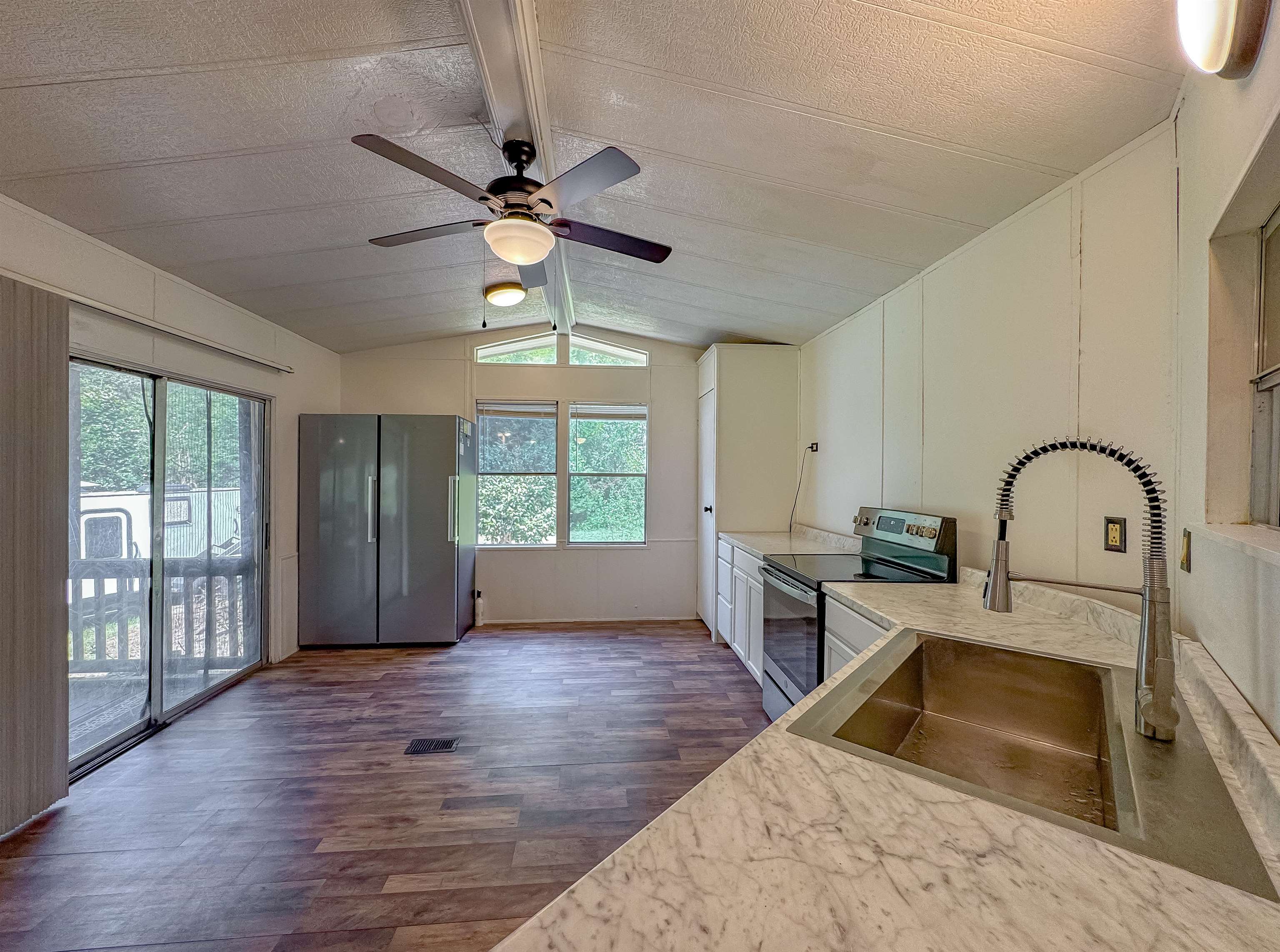 476 Jim Taylor Road