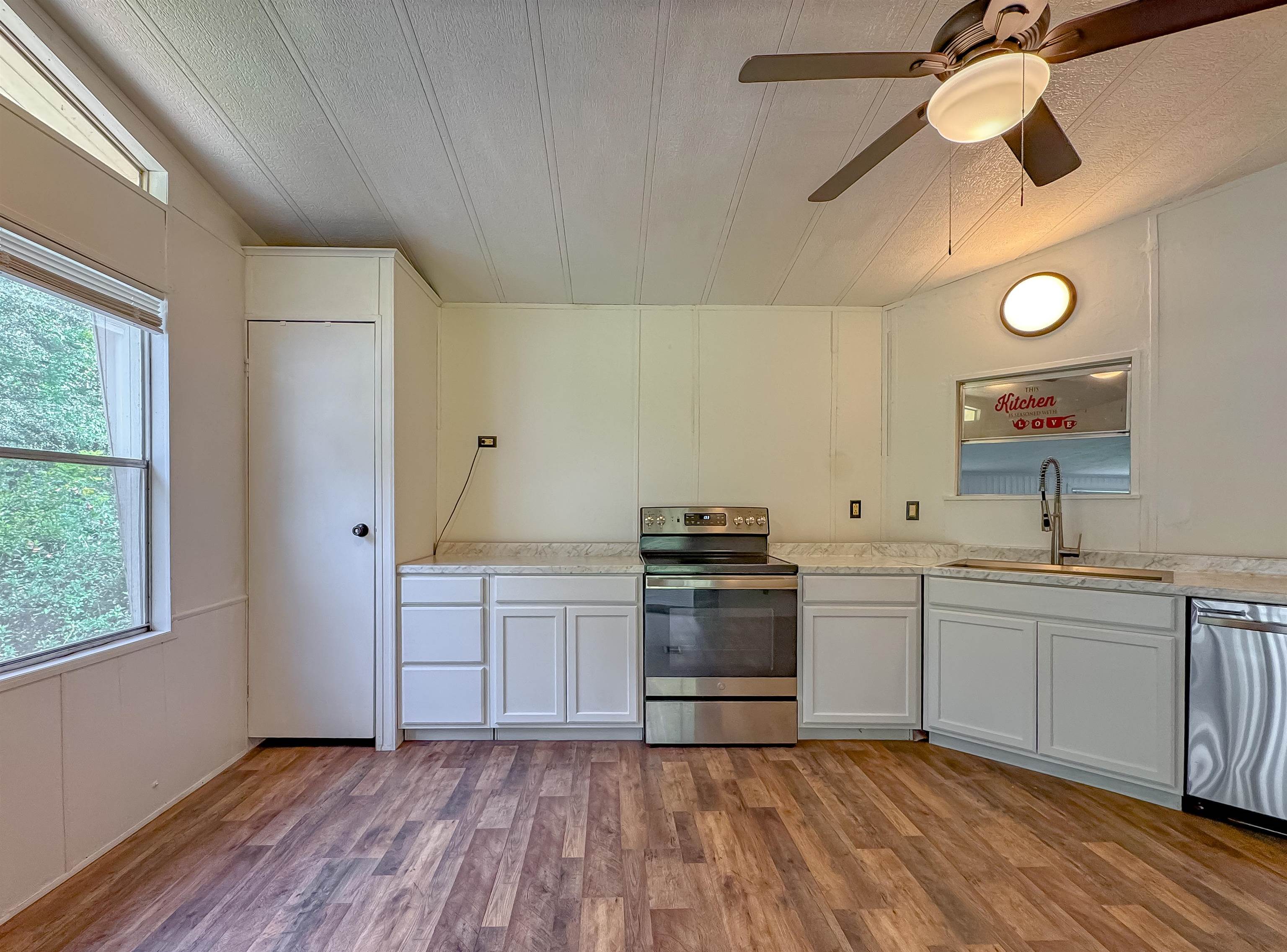 476 Jim Taylor Road