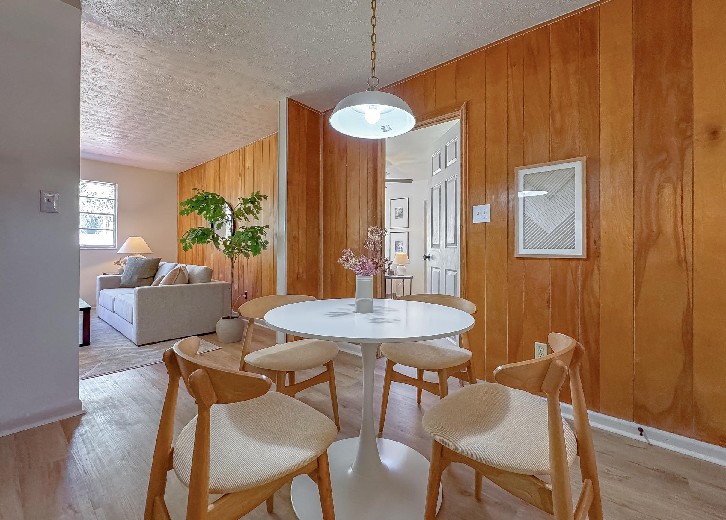 864 Bahama Drive