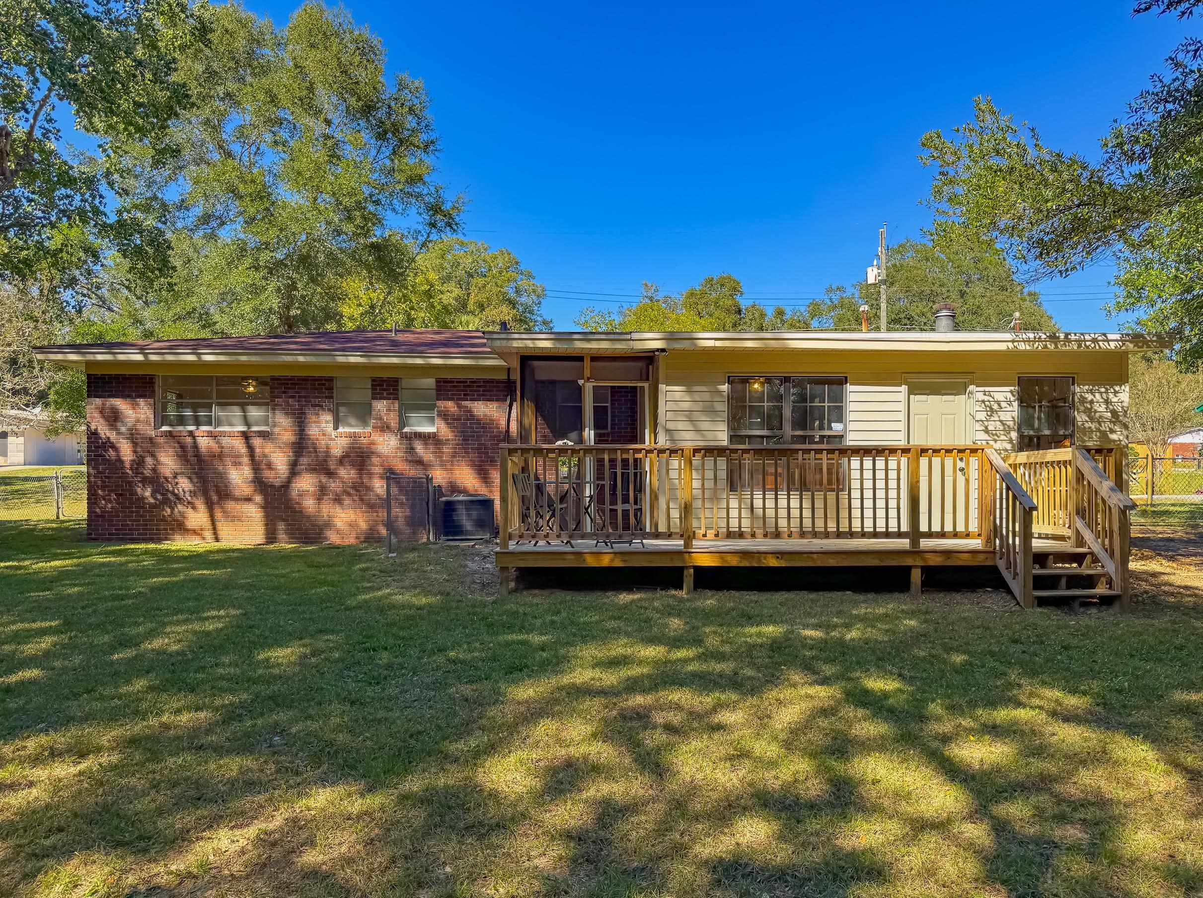 864 Bahama Drive