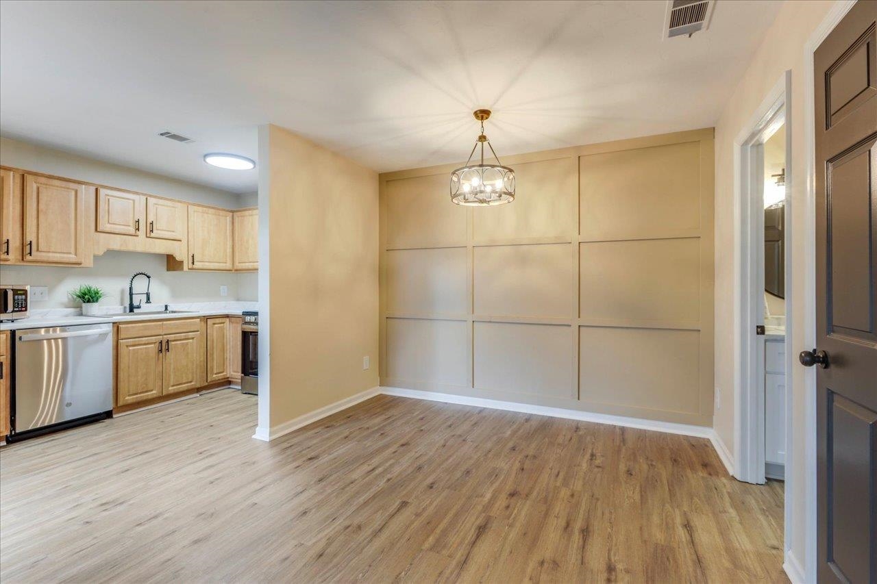 2965 N Shamrock Street D16 Unit: D