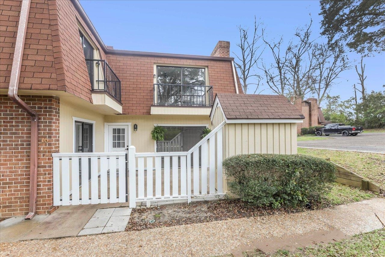 2965 N Shamrock Street D16 Unit: D