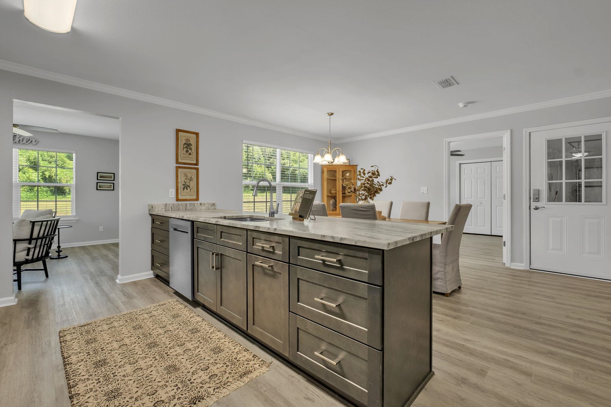 525 Devane Road