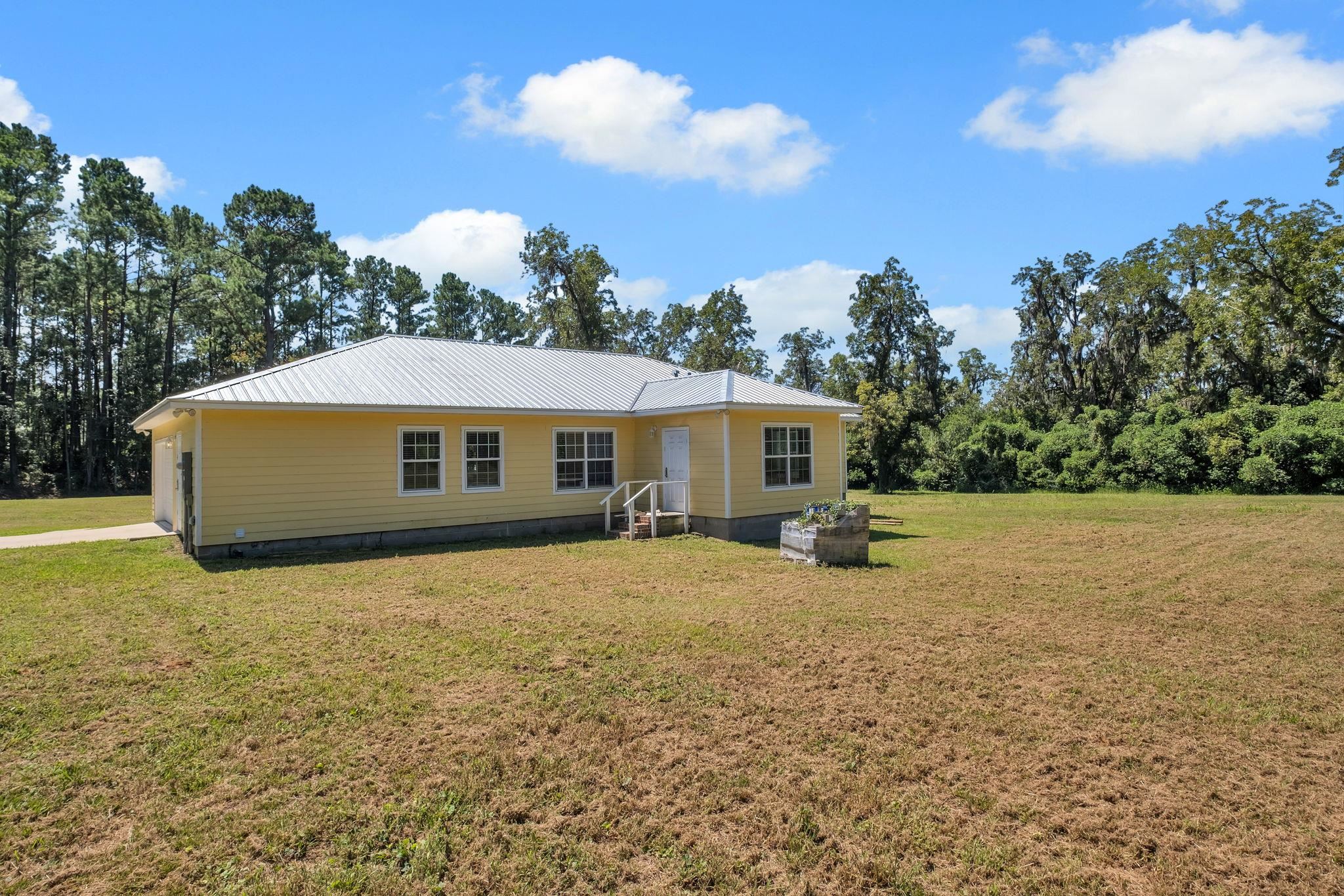 525 Devane Road
