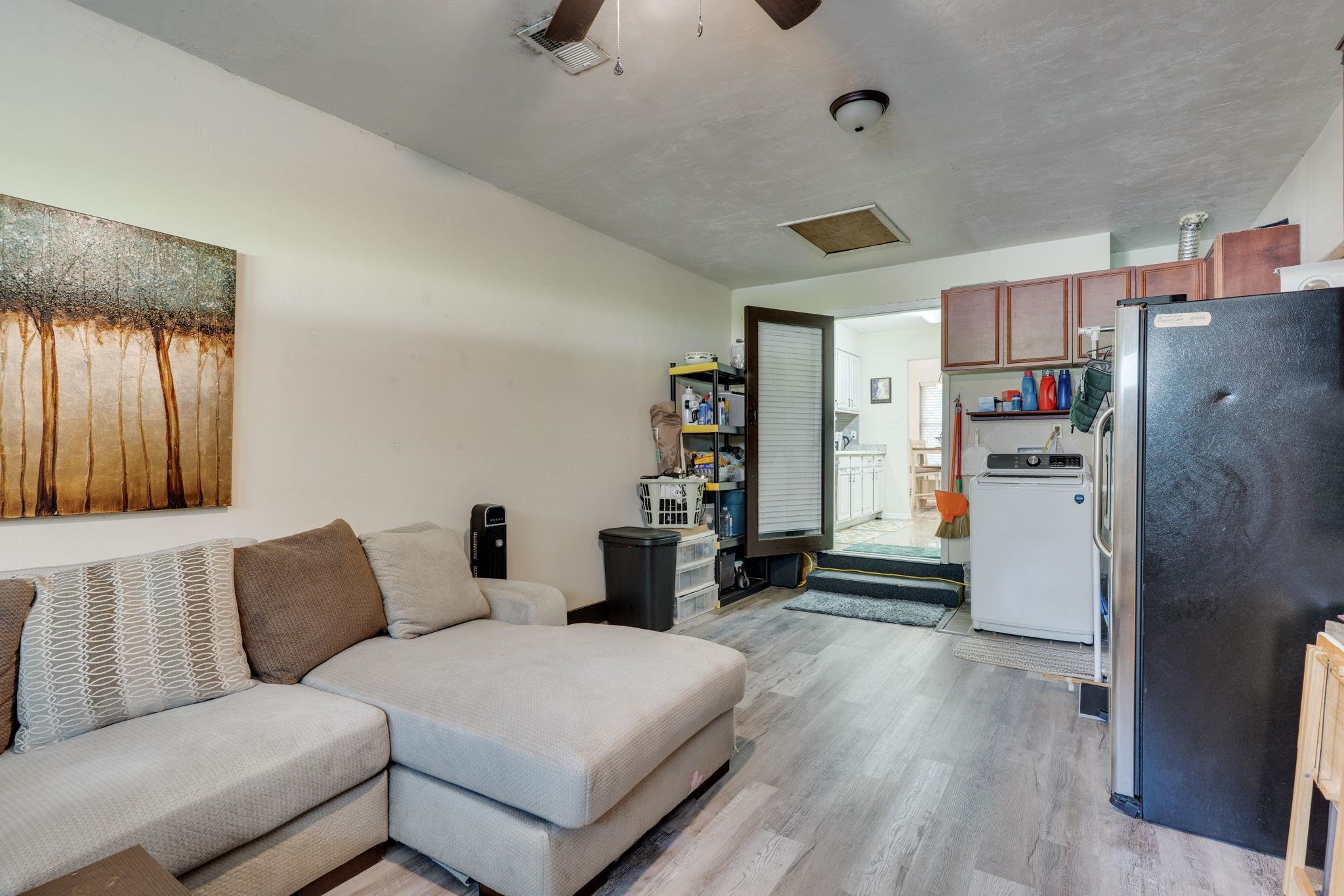 4224 Carnwath Road