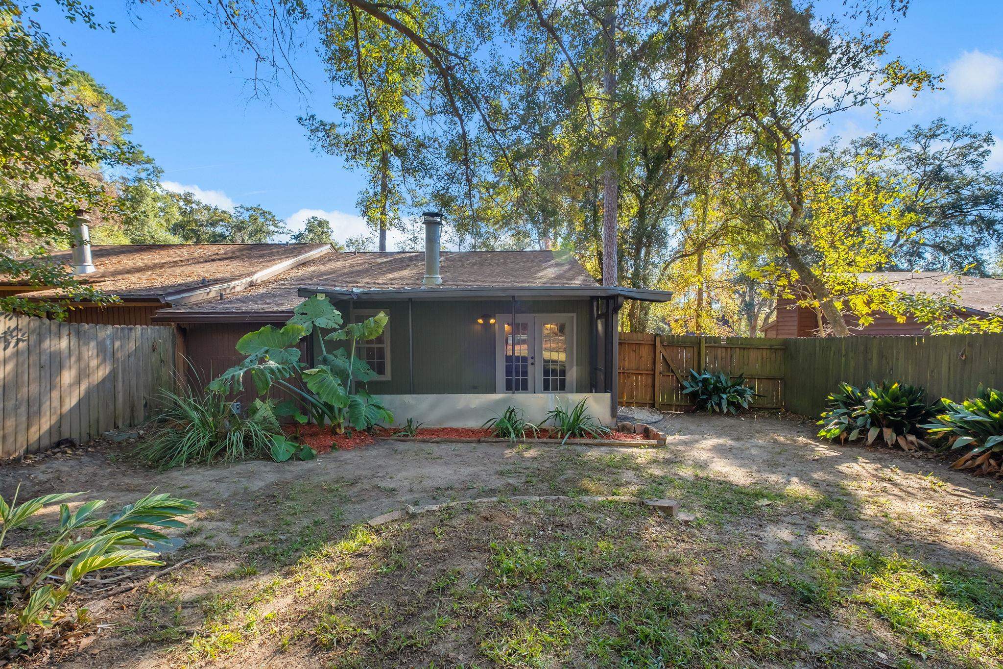 2062 Hanover Court