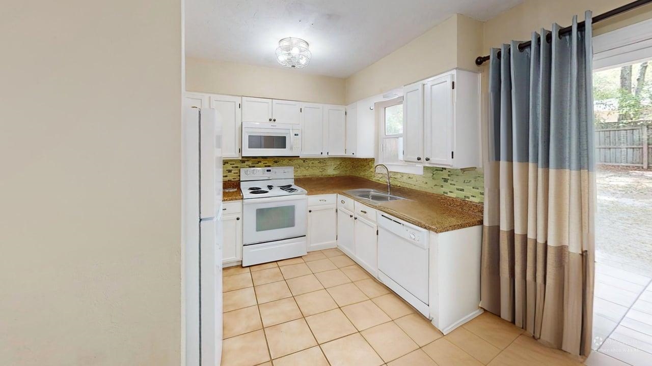 5620 Cypress Circle
