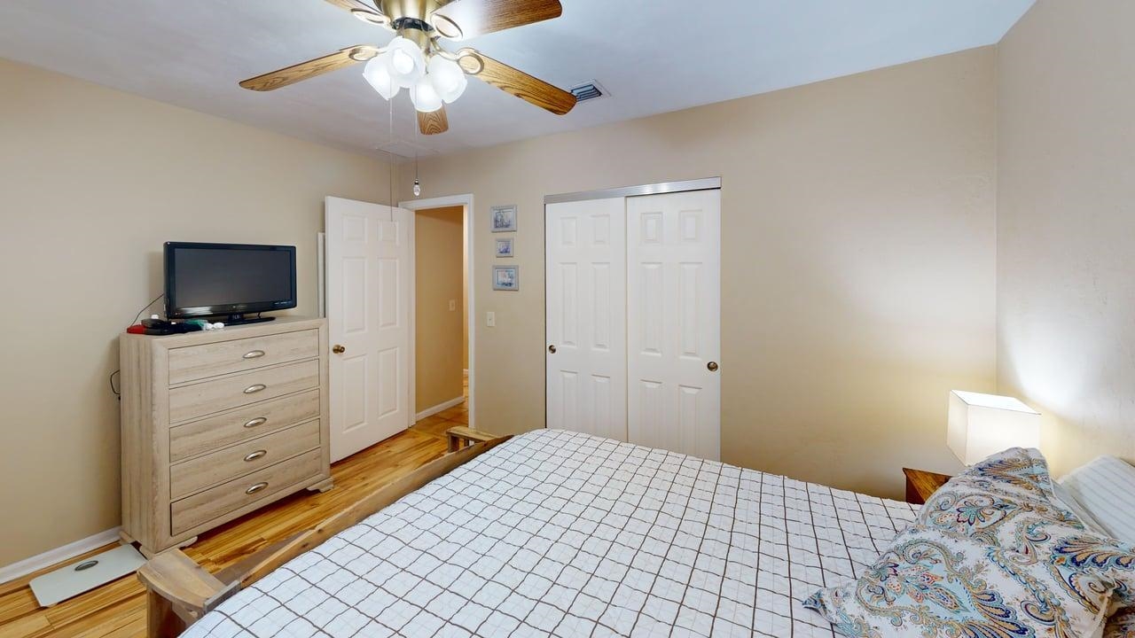 5620 Cypress Circle