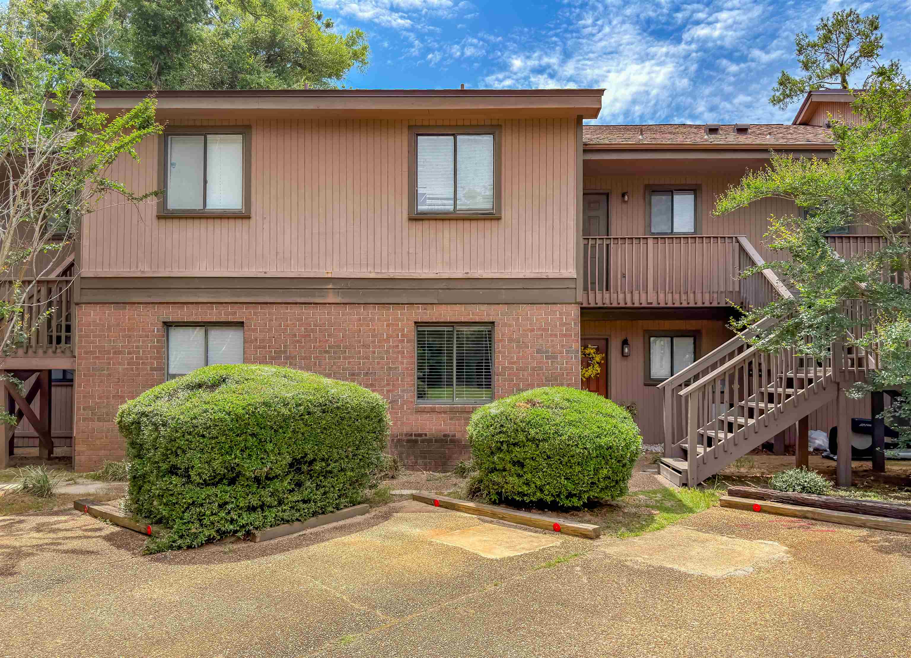 216 Dixie Drive Unit: D-3