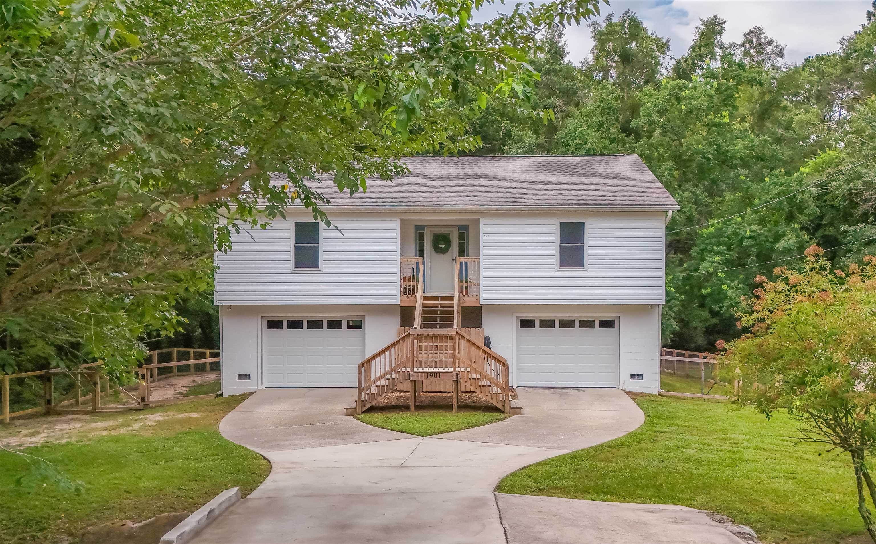 1901 Longview Drive