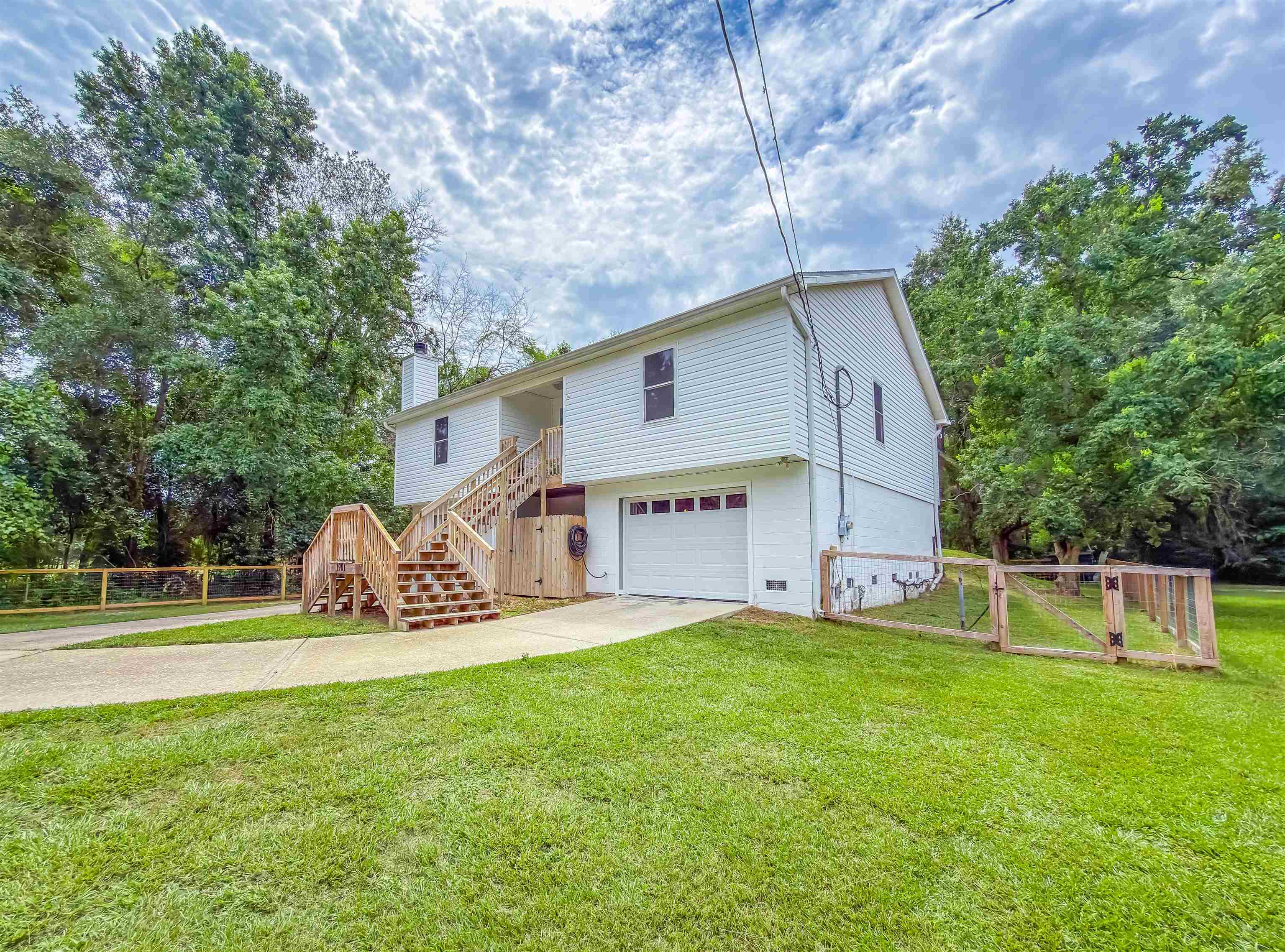 1901 Longview Drive