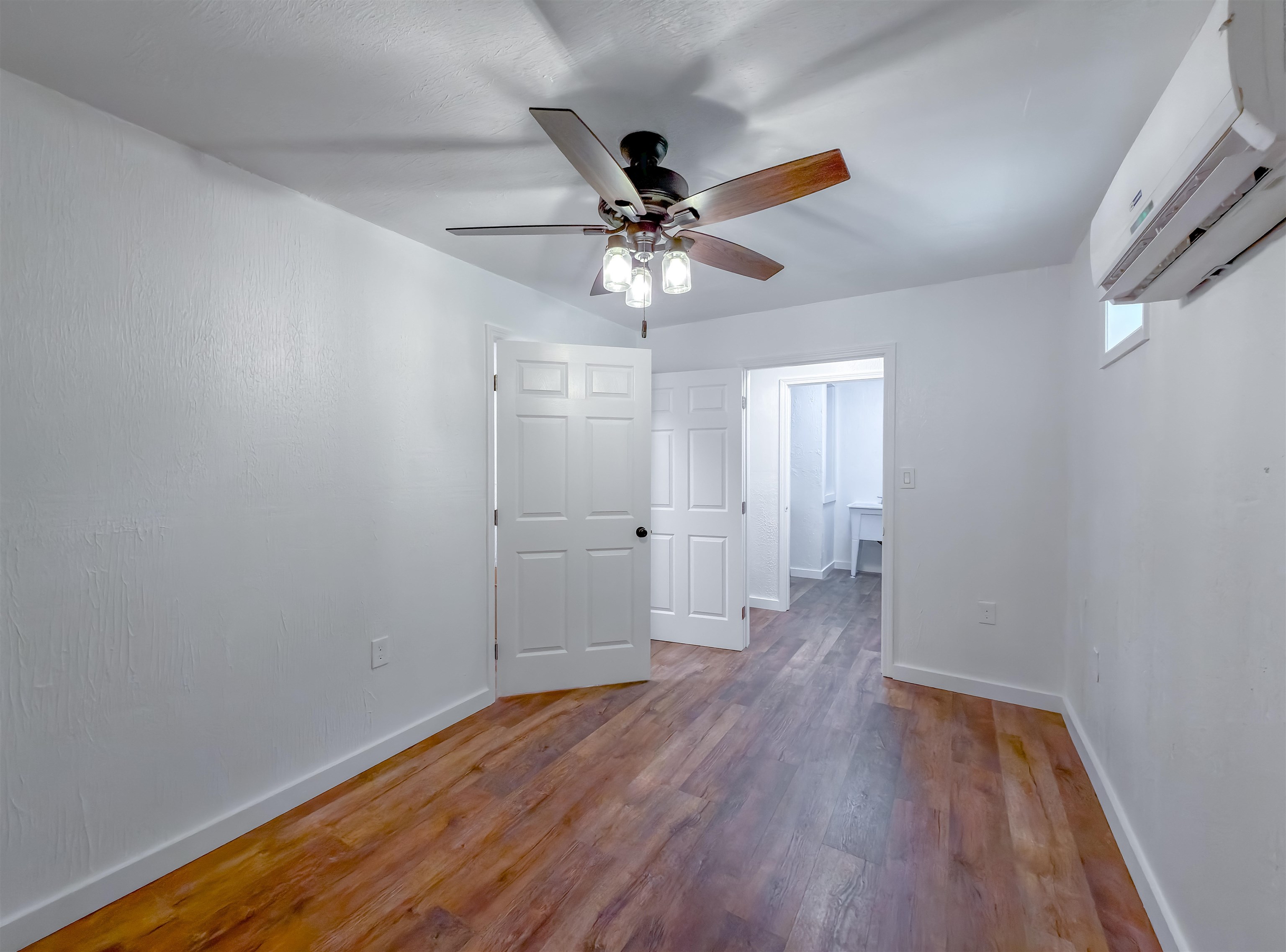 1901 Longview Drive