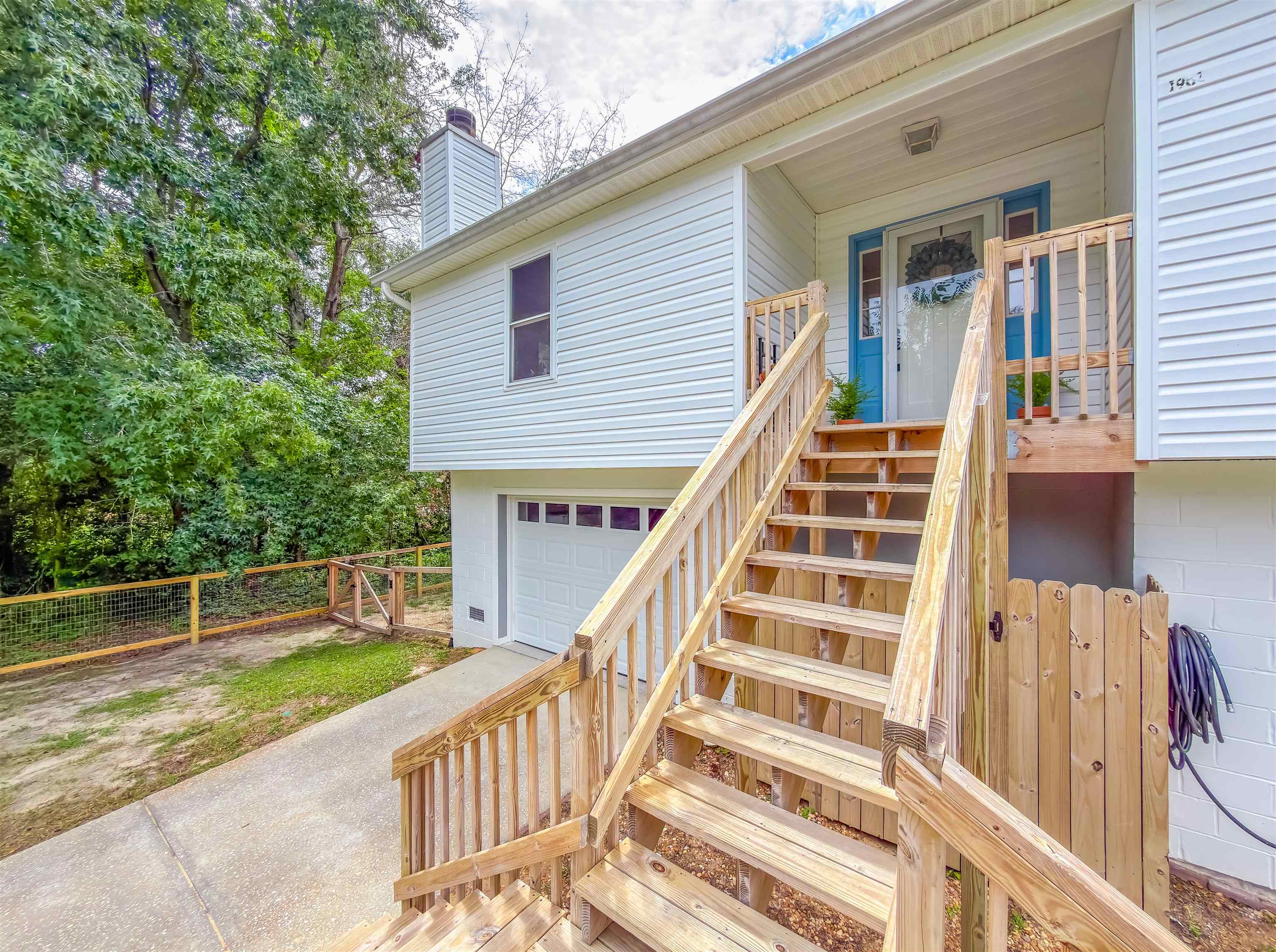 1901 Longview Drive