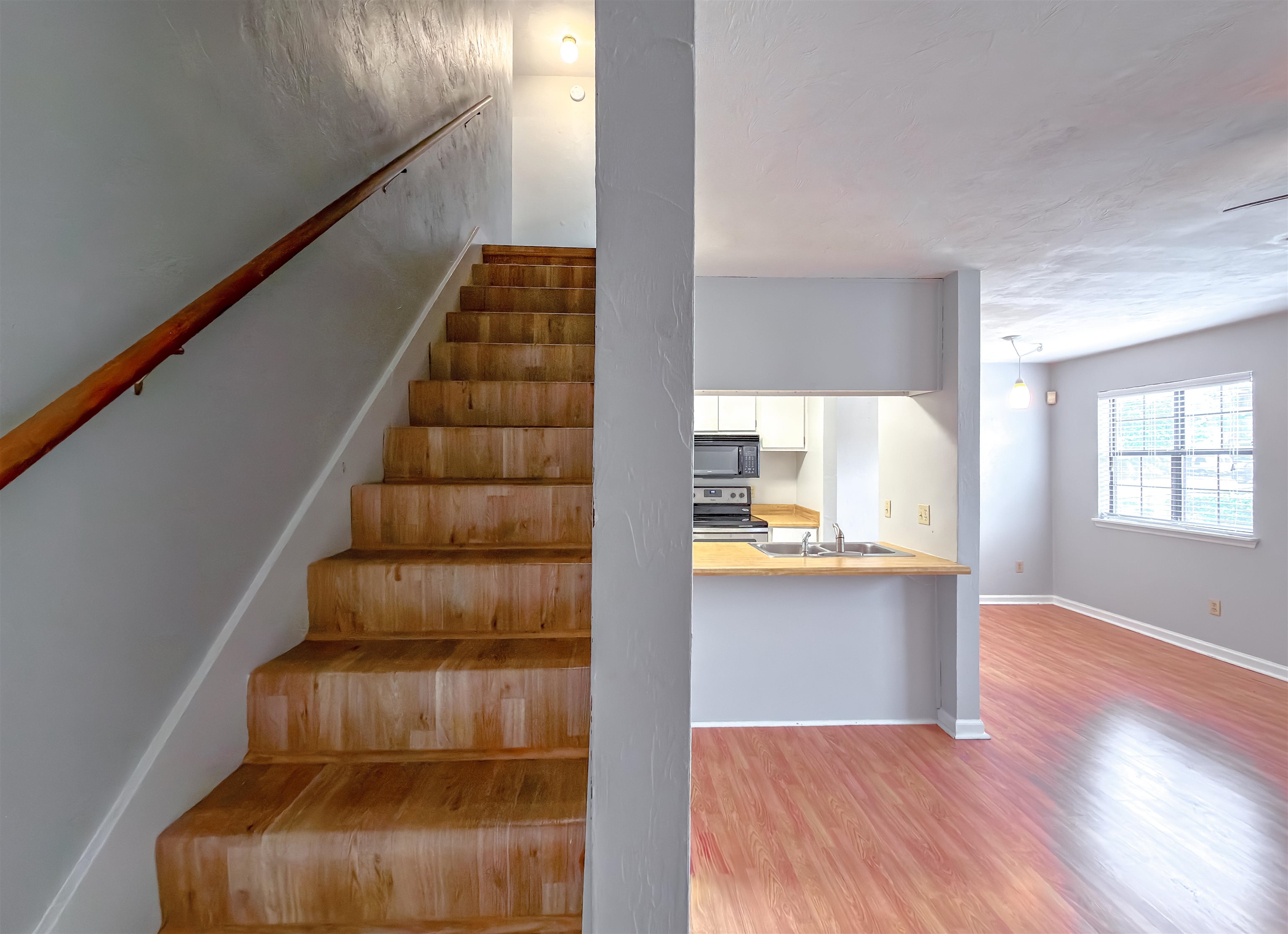 824-1 W Carolina Street