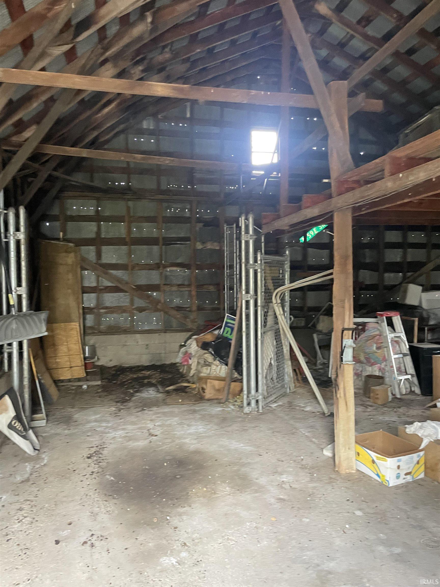 2958 S 800 E Road